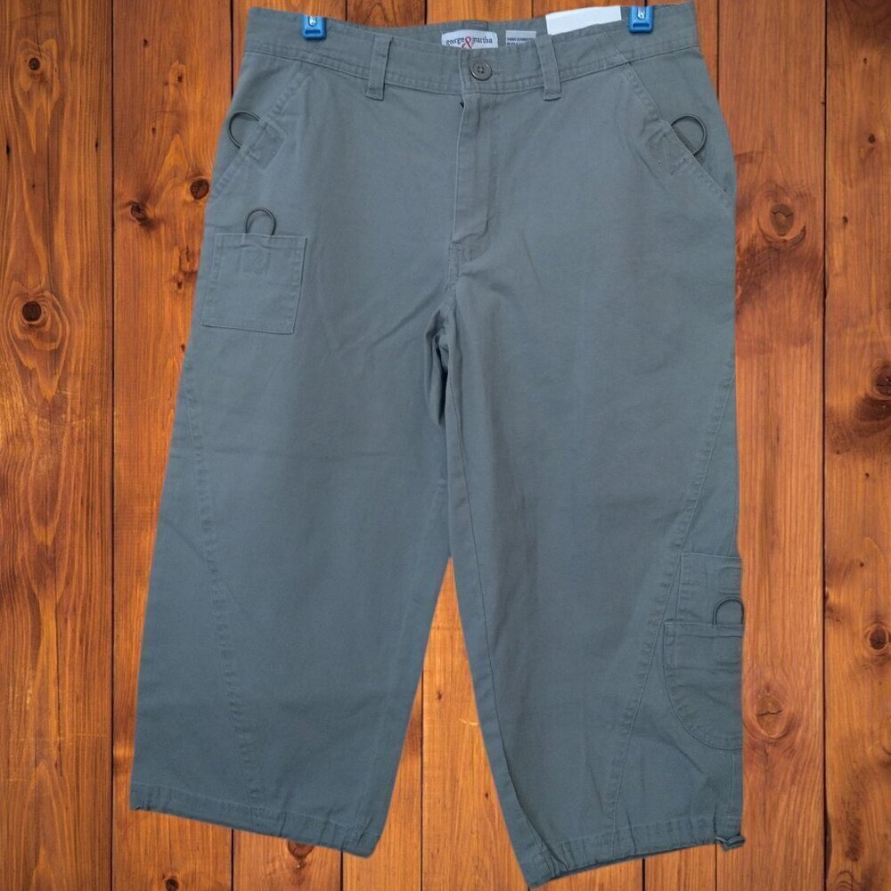 George & Martha Size 6 Olive Green Cargo Capri Pants Drawstring Legs Gorpcore